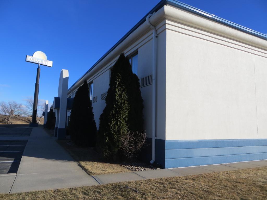 Days Inn By Wyndham Grand Island I-80 Doniphan Exterior photo